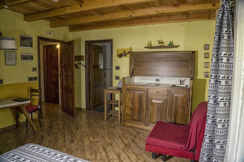 Charvensod Agriturismo B&B Chevres A Cheval المظهر الخارجي الصورة