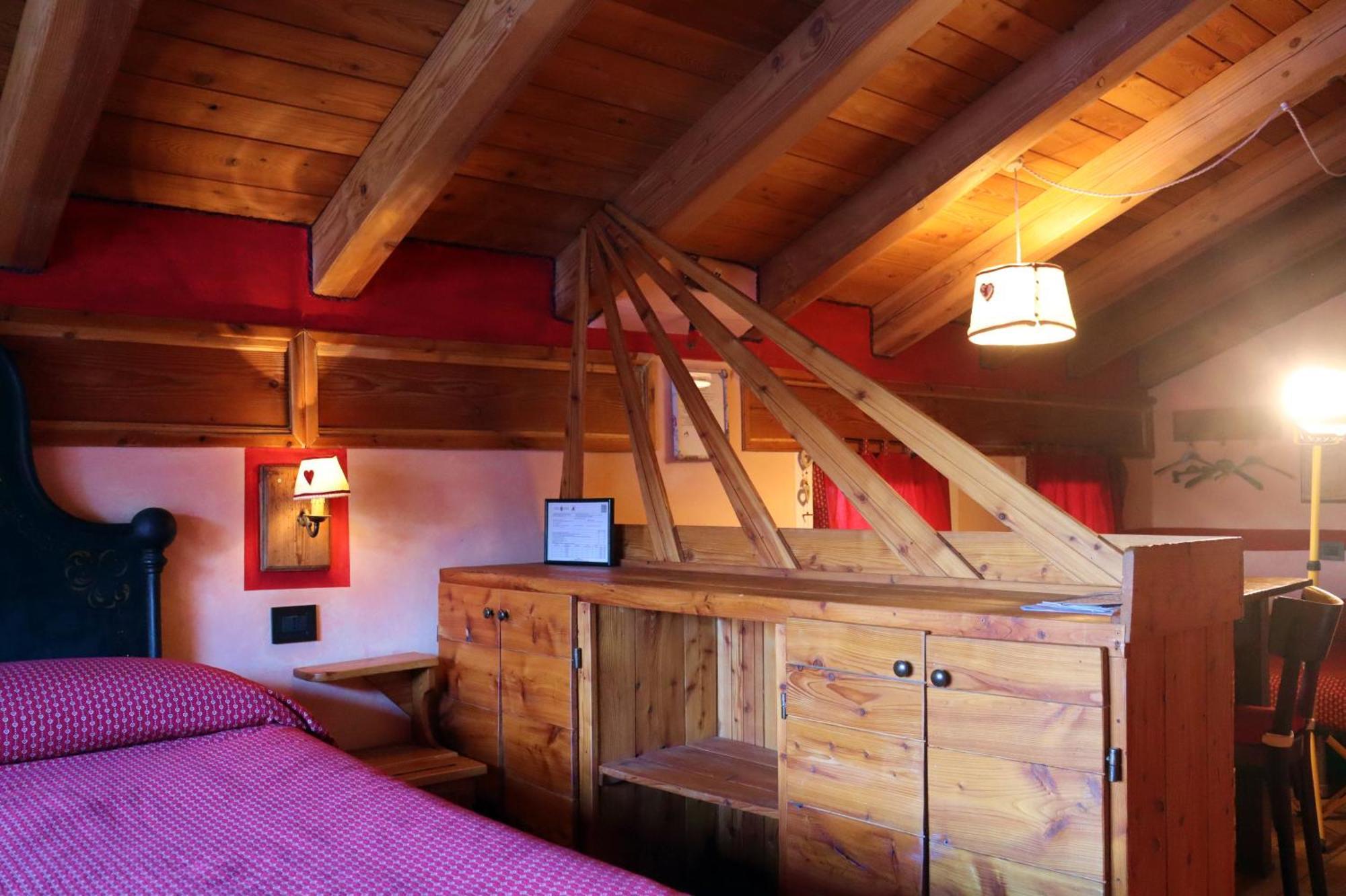 Charvensod Agriturismo B&B Chevres A Cheval المظهر الخارجي الصورة