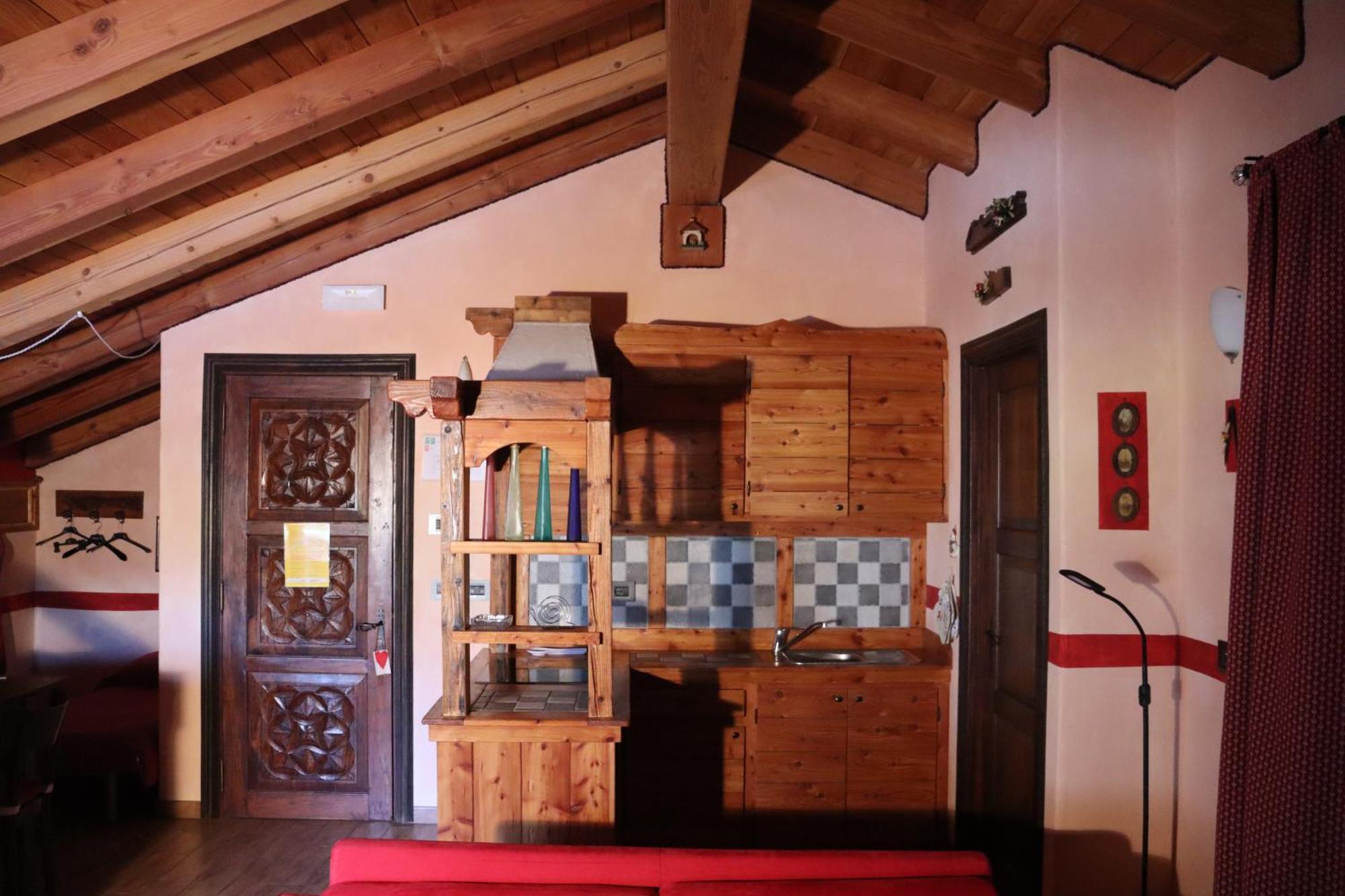 Charvensod Agriturismo B&B Chevres A Cheval المظهر الخارجي الصورة